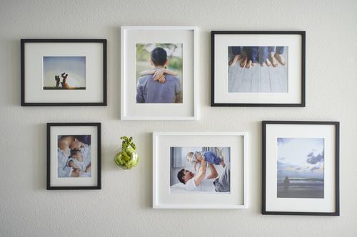 family photo gallery in Plan 3 at Modo